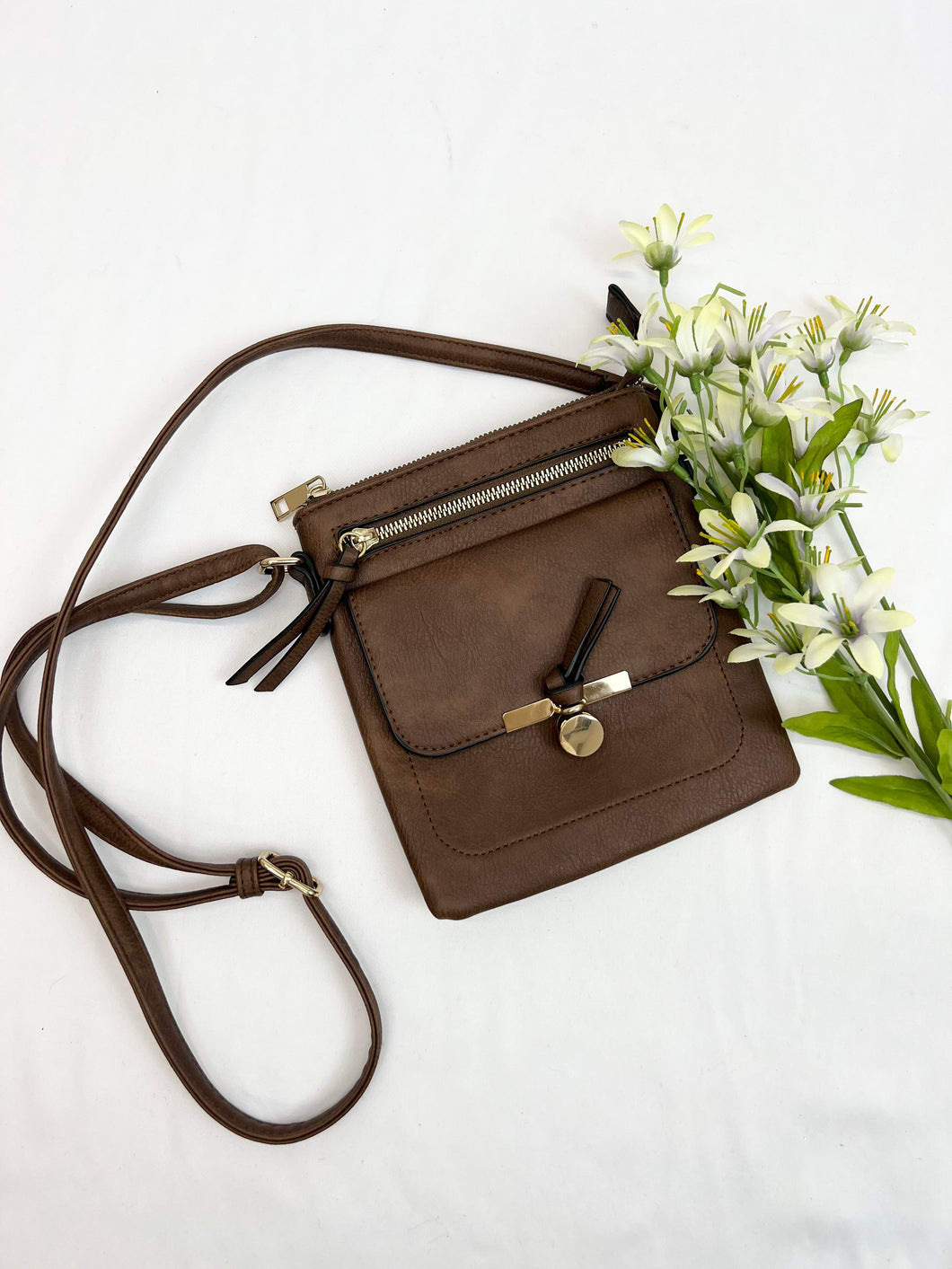 GOLD TOUCH CROSSBODY