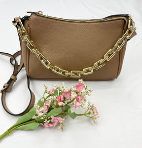 OUT ON THE TOWN CROSSBODY