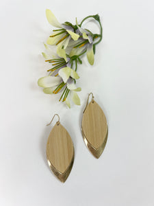 SIMPLE STATEMENT EARRING